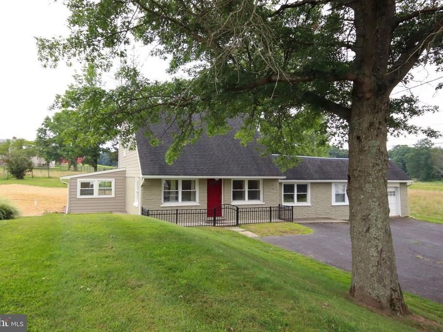 892 Deer Run Road, Ottsville, PA 18942 Main Photo