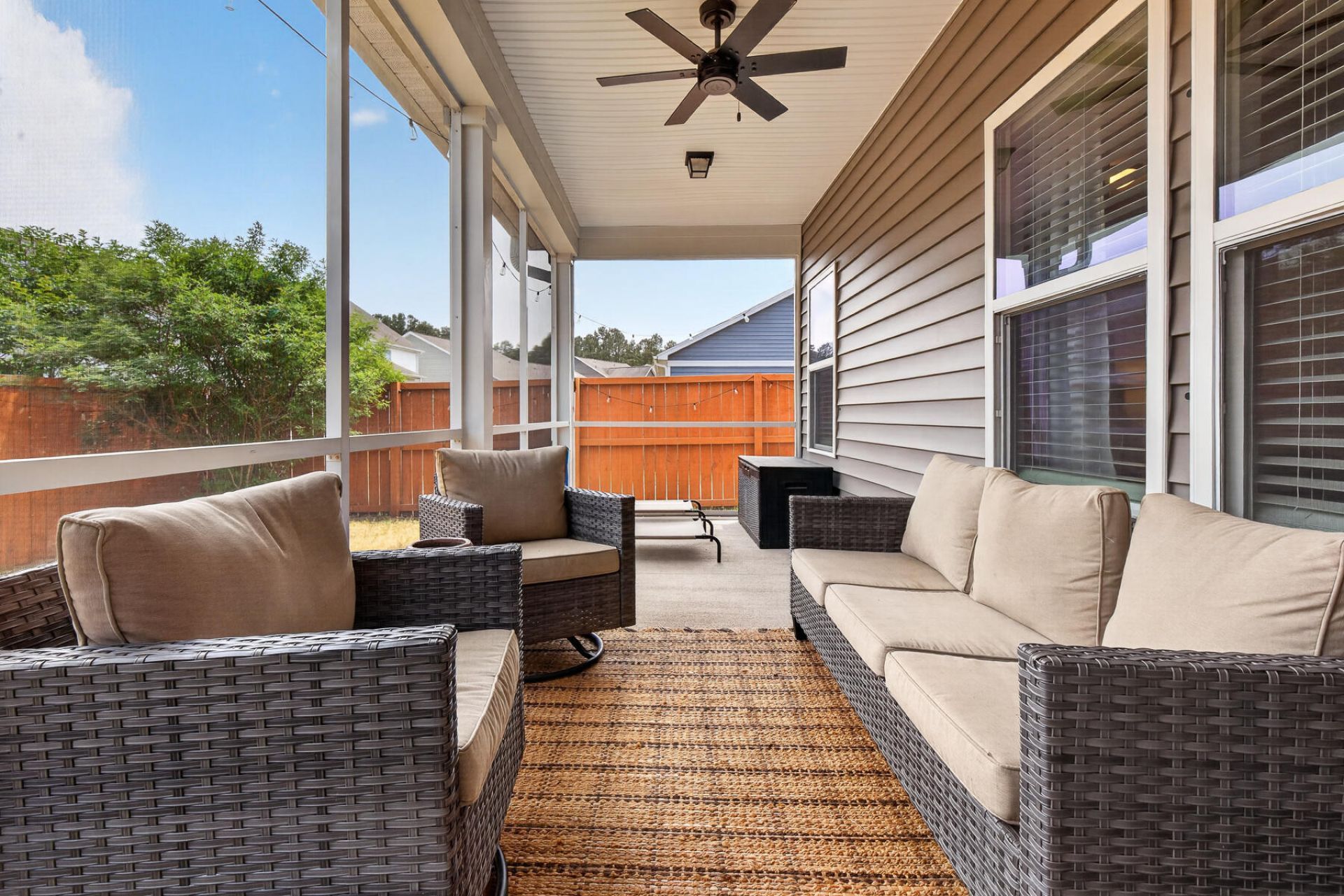 1510 Dawn Mist Way Photo 73