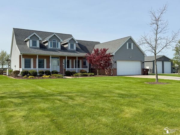 8911 Schroeder Road, Riga, MI 49276