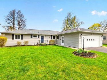 54 Suellen Drive, Rochester, NY 14609