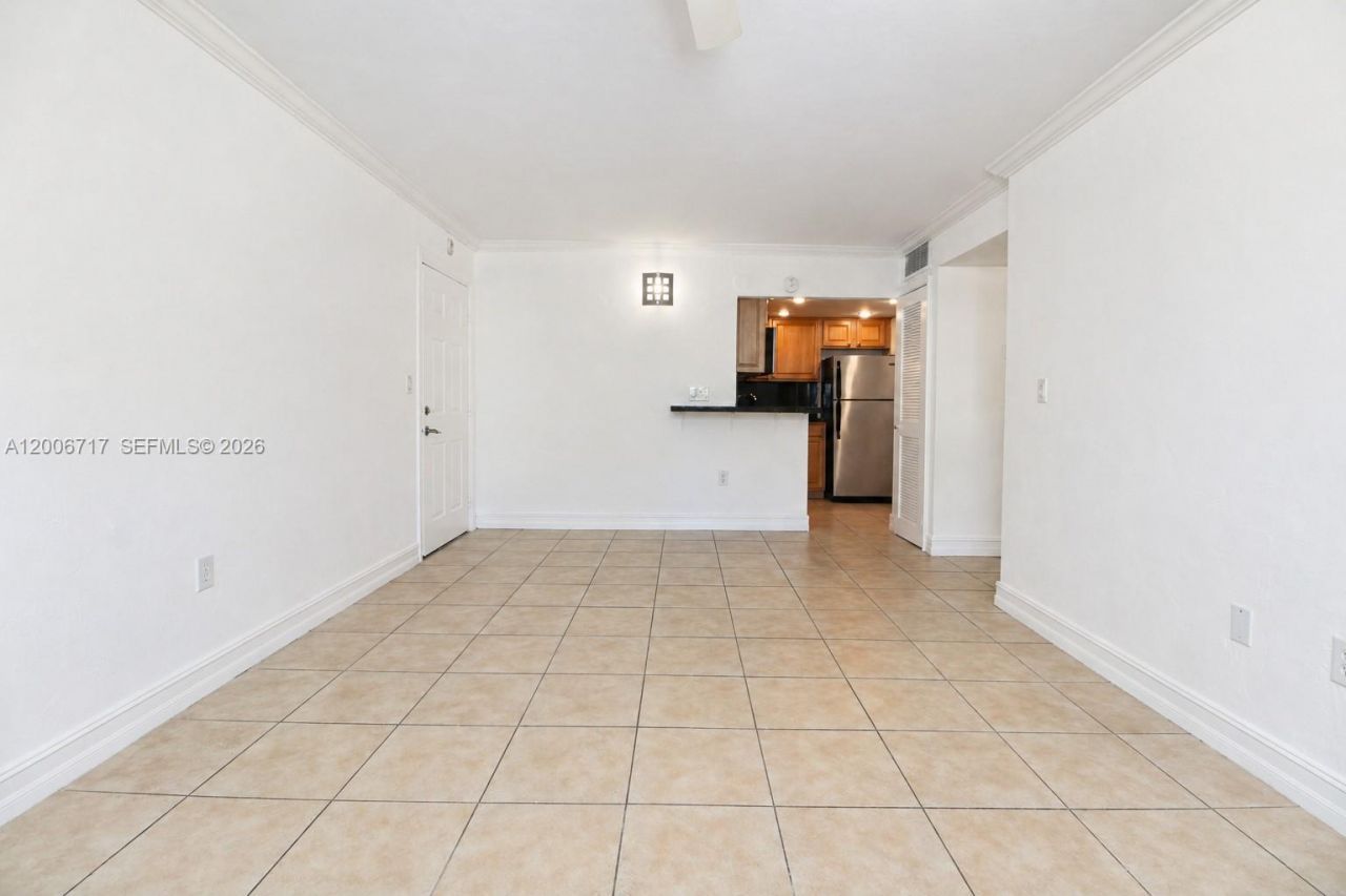 8615 SW 68th Ct , Unit 22, Pinecrest, FL 33156 Photo