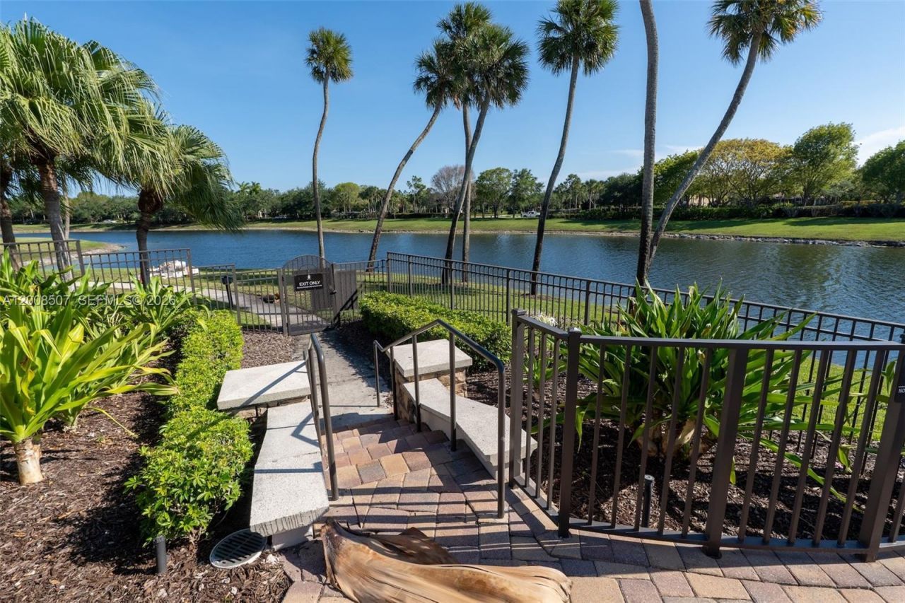 12300 NW 77th Mnr, Parkland, FL 33076 Photo