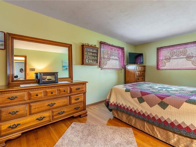 6915 Salem Avenue, Clayton, OH 45315 Photo 11