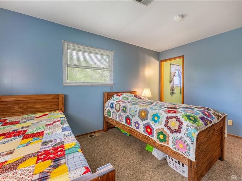 6915 Salem Avenue, Clayton, OH 45315 Photo 15
