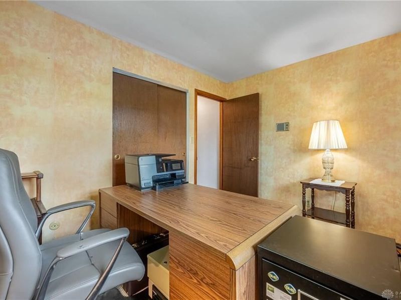 6915 Salem Avenue, Clayton, OH 45315 Photo 18