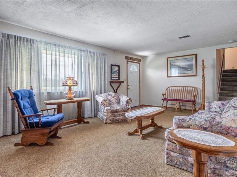 6915 Salem Avenue, Clayton, OH 45315 Photo 4