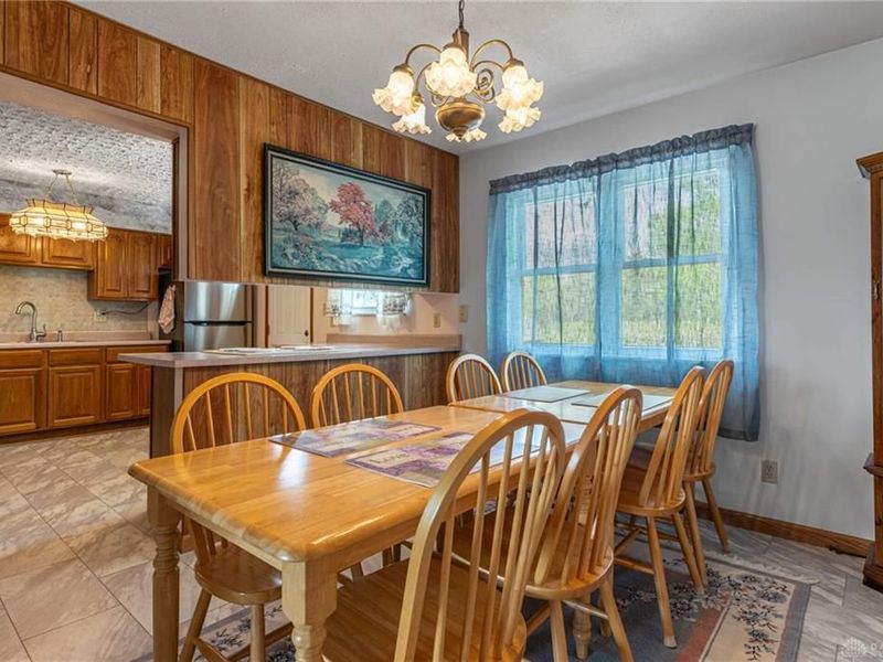 6915 Salem Avenue, Clayton, OH 45315 Photo 7