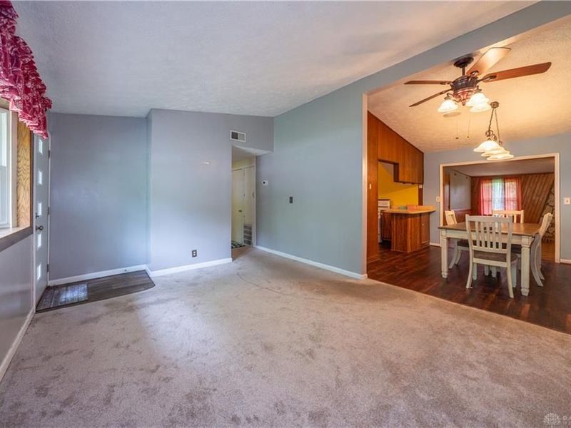 89 Lower Hillside Drive, Bellbrook, OH 45305 Photo 3