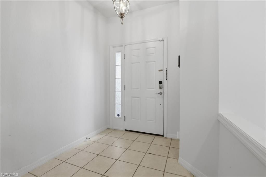 15583 Marcello Cir, Unit 145, Naples, FL 34110 Photo