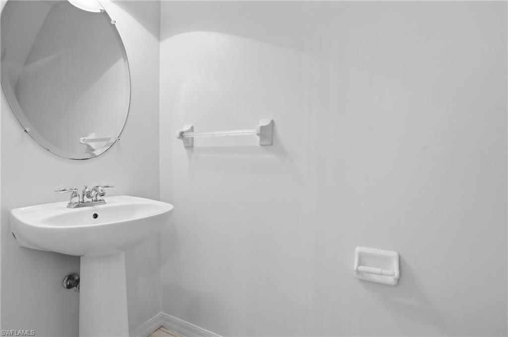 15583 Marcello Cir, Unit 145, Naples, FL 34110 Photo