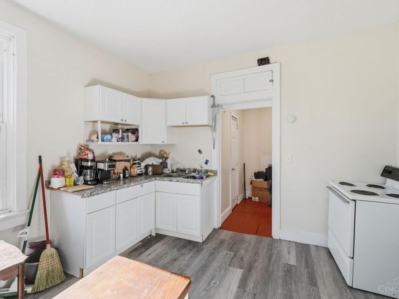 1743 Baltimore Avenue, Cincinnati, OH 45225 Photo 39