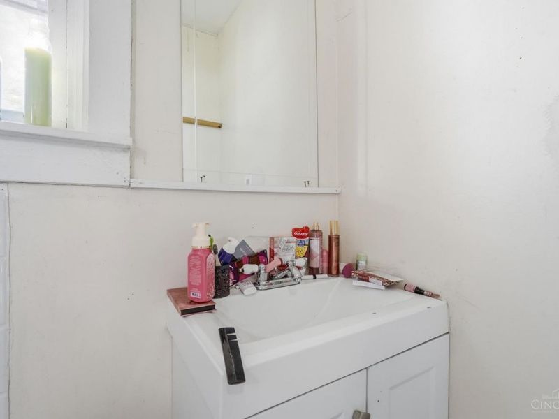 1743 Baltimore Avenue, Cincinnati, OH 45225 Photo 64