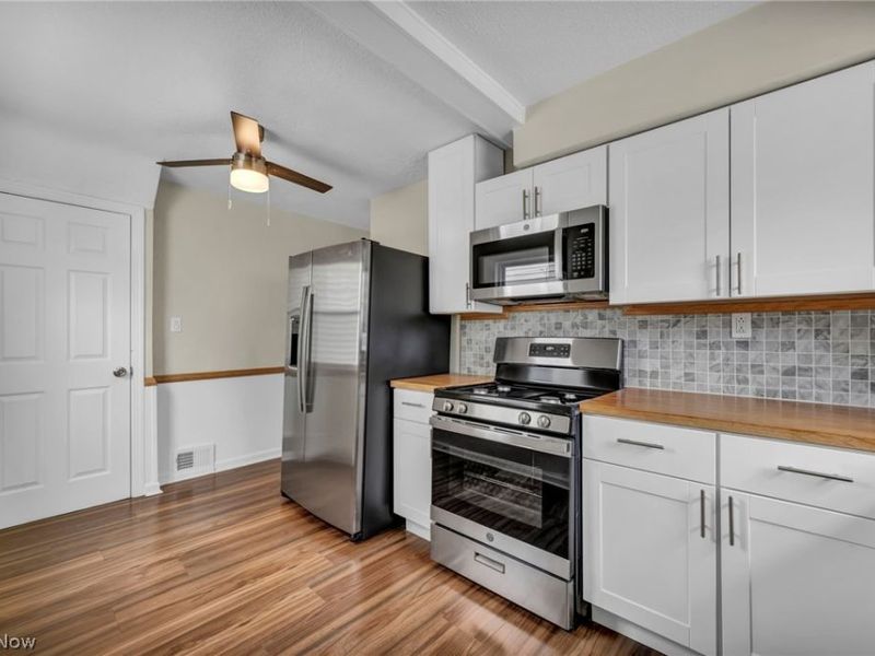 5234 Henry Street, Maple Heights, OH 44137 Photo 10