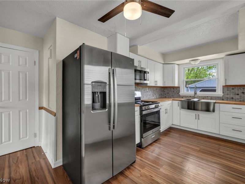 5234 Henry Street, Maple Heights, OH 44137 Photo 11