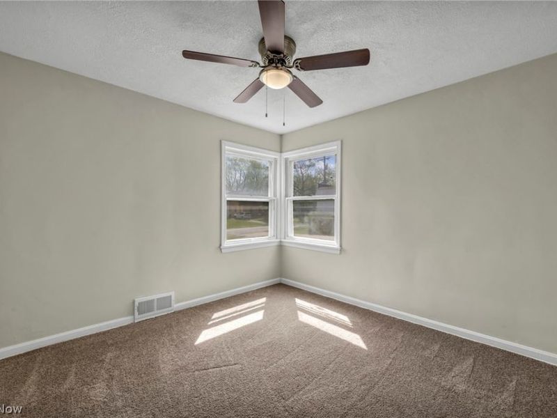 5234 Henry Street, Maple Heights, OH 44137 Photo 16