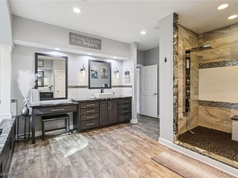 2765 Graybill Road, Uniontown, OH 44685 Photo 22