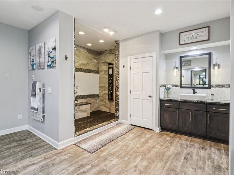 2765 Graybill Road, Uniontown, OH 44685 Photo 24