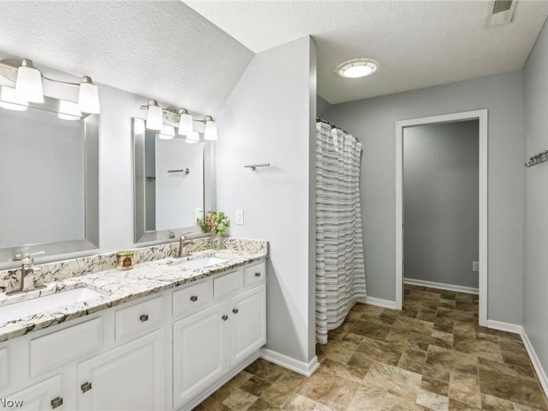 2765 Graybill Road, Uniontown, OH 44685 Photo 26