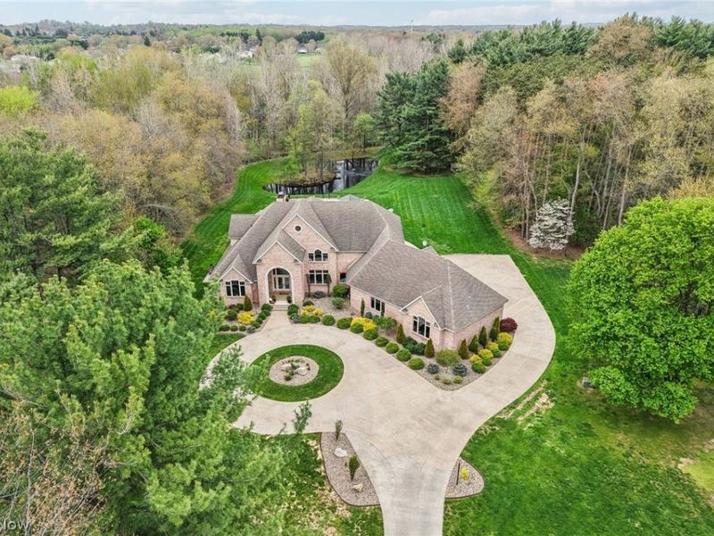 2765 Graybill Road, Uniontown, OH 44685 Photo 3