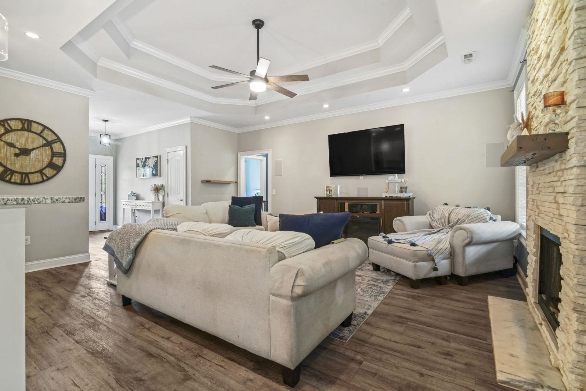 2589 Long Avenue Ext. Photo 6