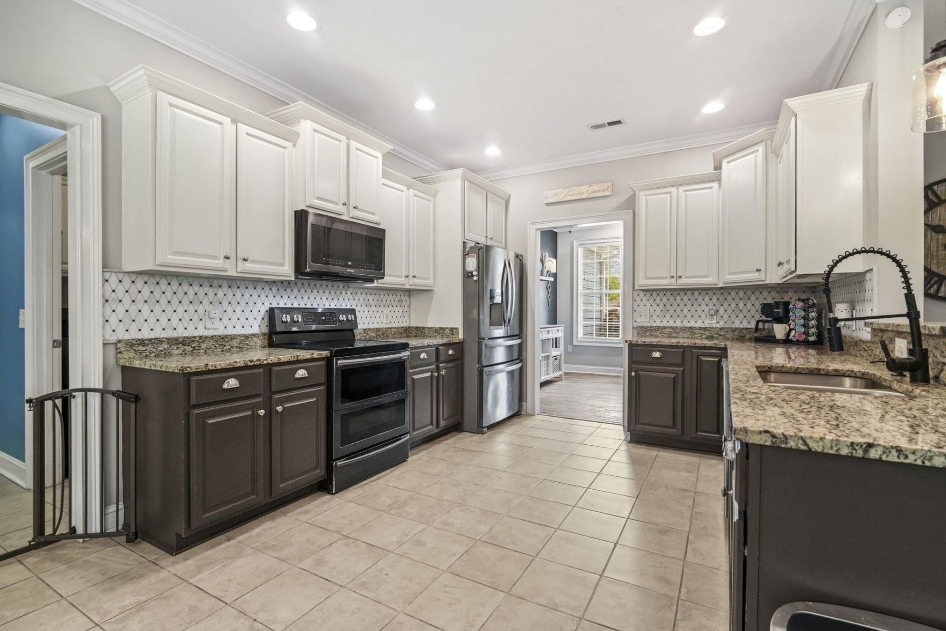 2589 Long Avenue Ext. Photo 7