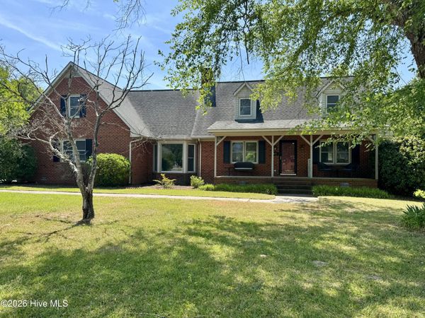 102 Squire Drive , Winterville, NC 28590