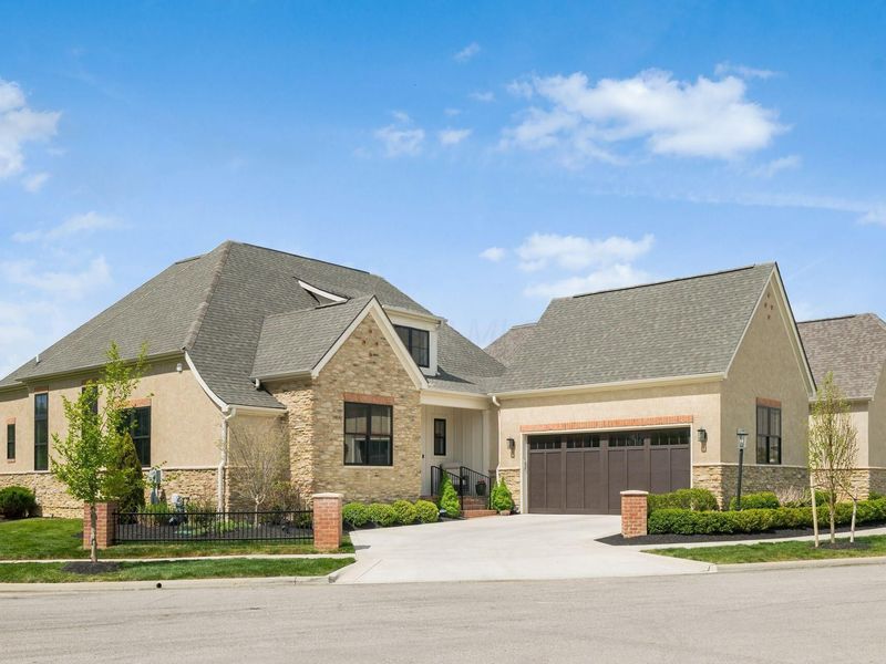 6743 Hamlet Court , Dublin, OH 43016 Photo 1