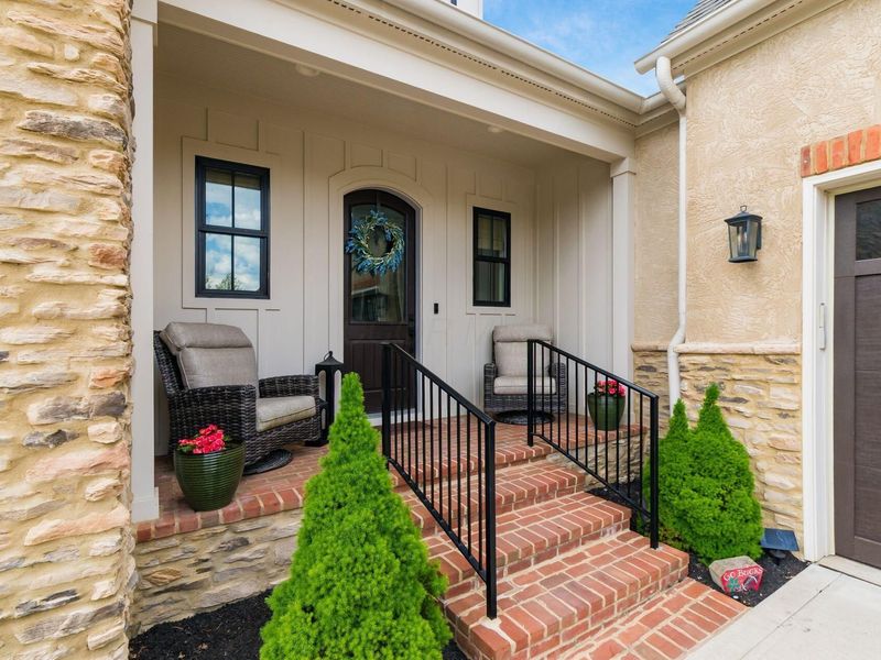 6743 Hamlet Court , Dublin, OH 43016 Photo 3