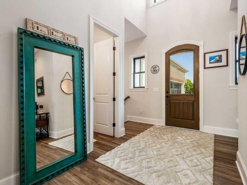 6743 Hamlet Court , Dublin, OH 43016 Photo 4