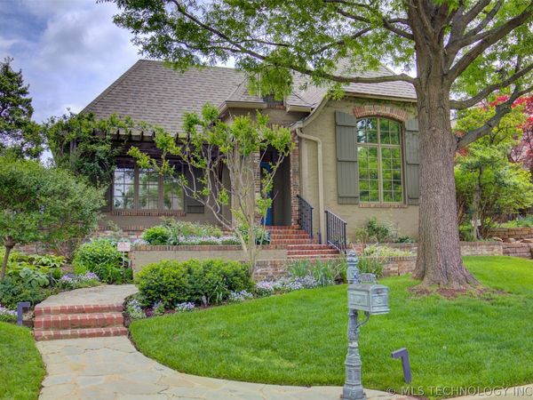 1439 S Owasso Avenue , Tulsa, OK 74120