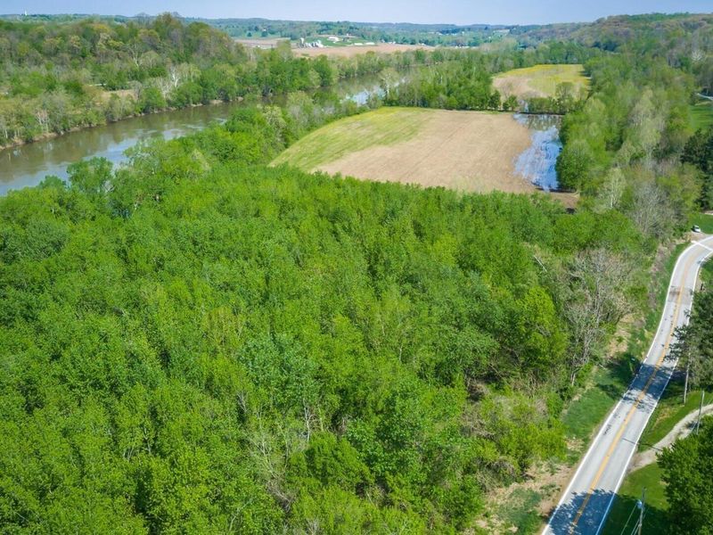 3725 N River Road E, Zanesville, OH 43701 Photo 18