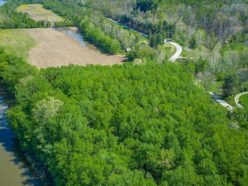 3725 N River Road E, Zanesville, OH 43701 Photo 21