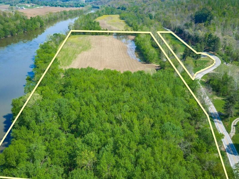 3725 N River Road E, Zanesville, OH 43701 Photo 23