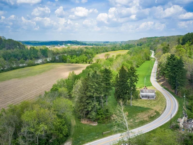 3725 N River Road E, Zanesville, OH 43701 Photo 25