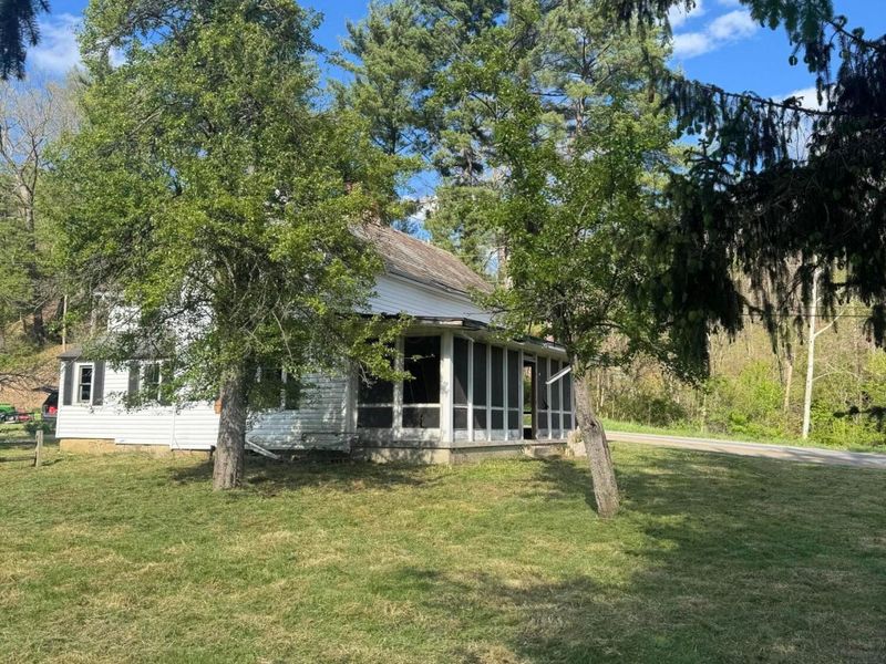 3725 N River Road E, Zanesville, OH 43701 Photo 29