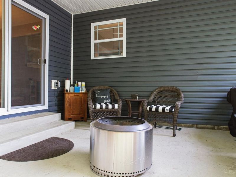 102 Kayleigh Drive, Sterling Twp, OH 45154 Photo 9