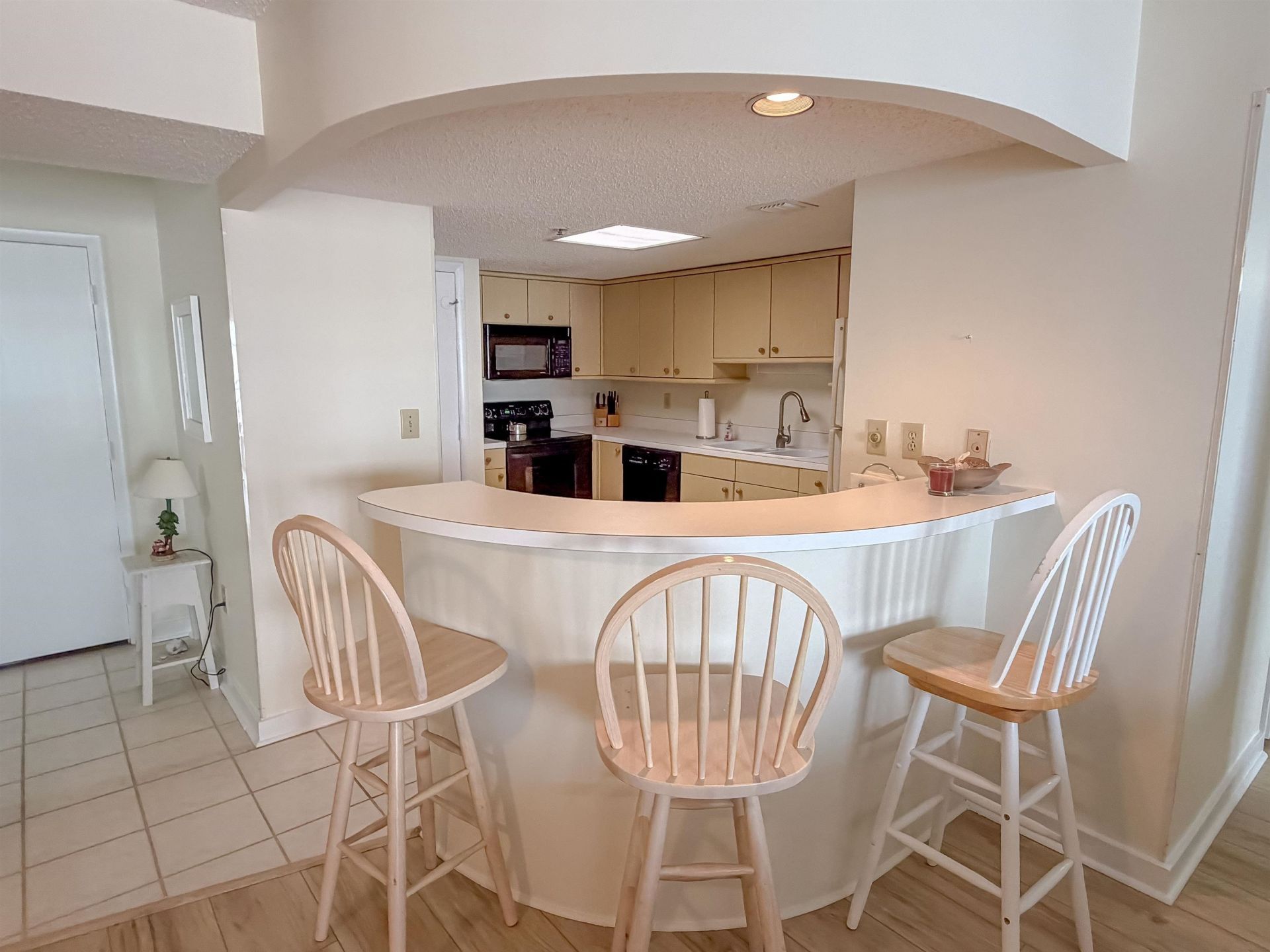 9840 Queensway Blvd.  Photo 11