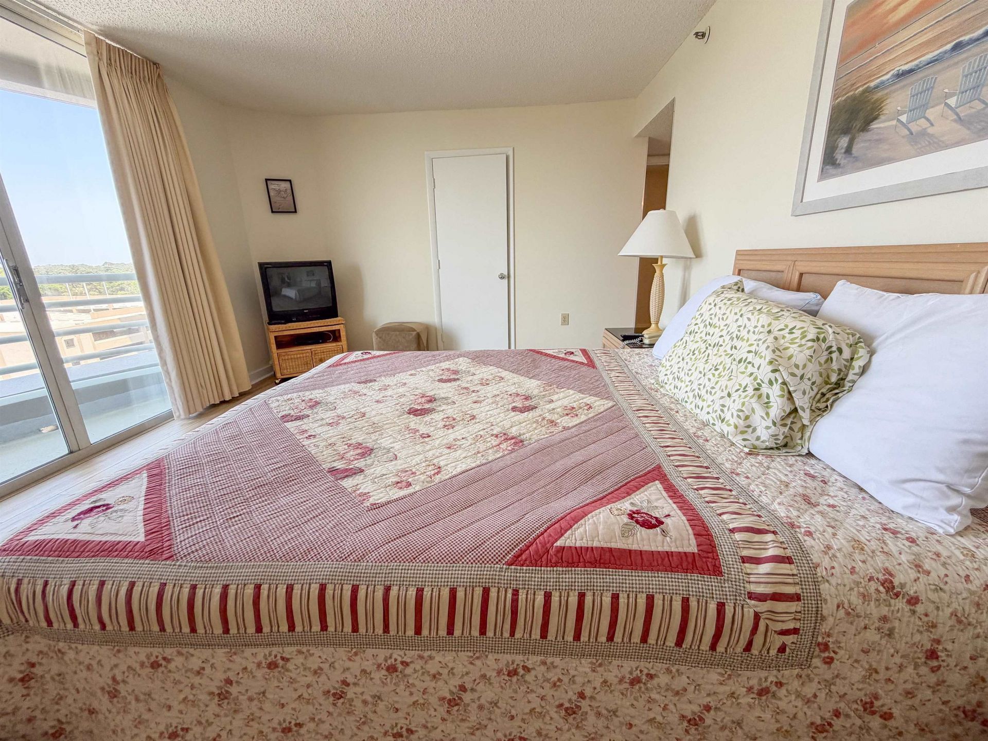 9840 Queensway Blvd.  Photo 20