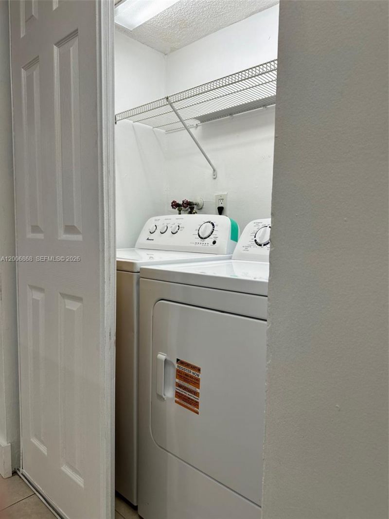 9357 Fontainebleau Blvd, Unit D109, Miami, FL 33172 Photo