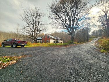 172 Mace Hill Road, Middleburgh, NY 12122