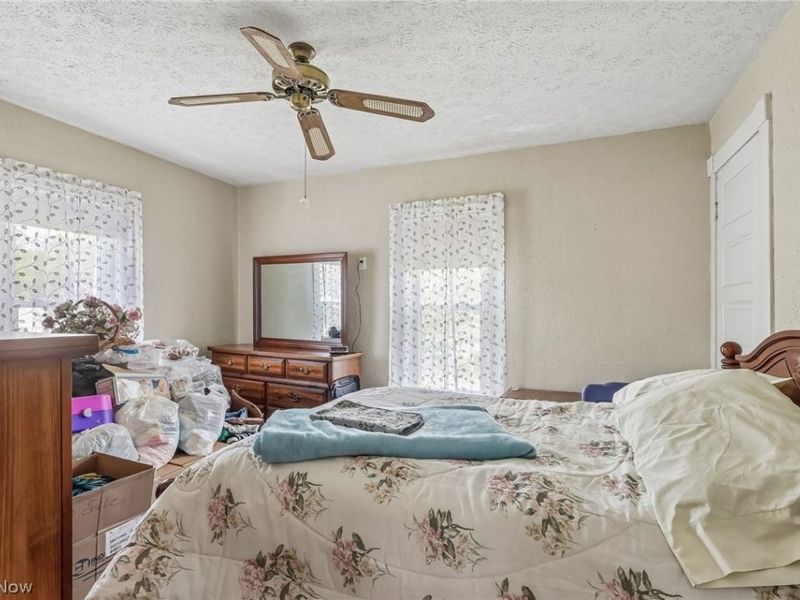 1377 E 28th Street, Ashtabula, OH 44004 Photo 10