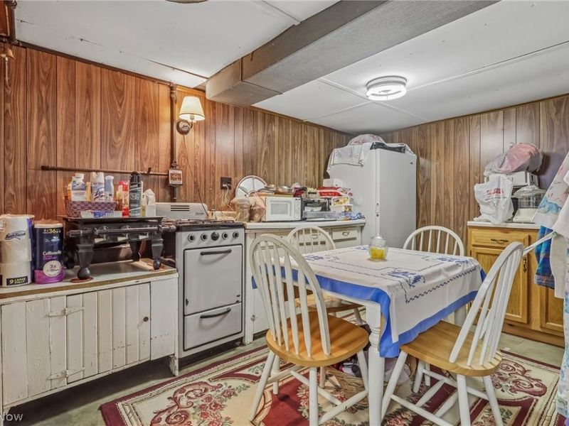 1377 E 28th Street, Ashtabula, OH 44004 Photo 24