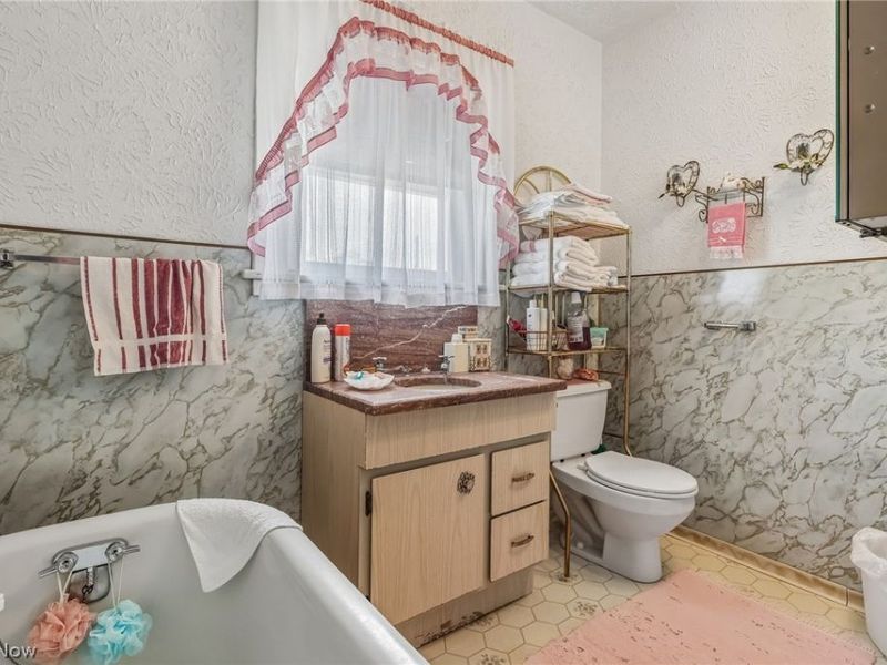1377 E 28th Street, Ashtabula, OH 44004 Photo 25