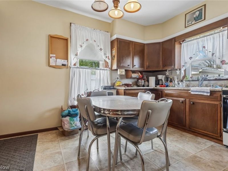 1377 E 28th Street, Ashtabula, OH 44004 Photo 6