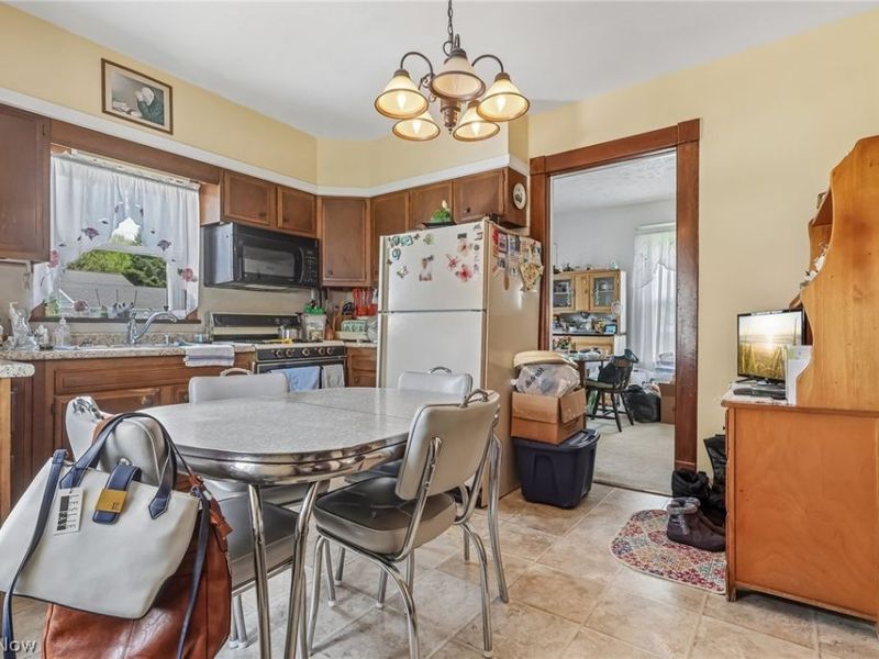 1377 E 28th Street, Ashtabula, OH 44004 Photo 7