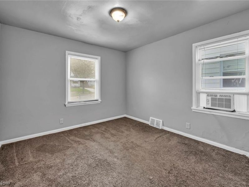 4310 E 162nd Street, Cleveland, OH 44128 Photo 15