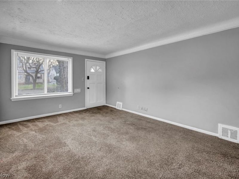 4310 E 162nd Street, Cleveland, OH 44128 Photo 5