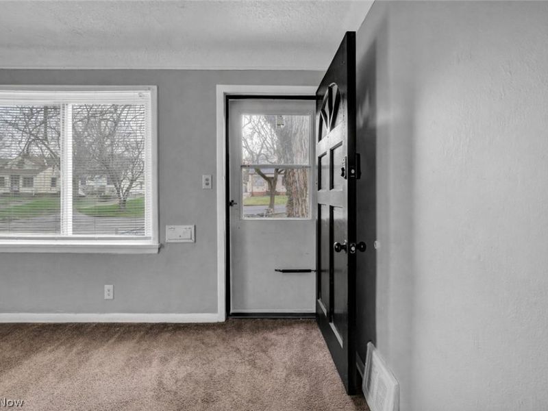 4310 E 162nd Street, Cleveland, OH 44128 Photo 7