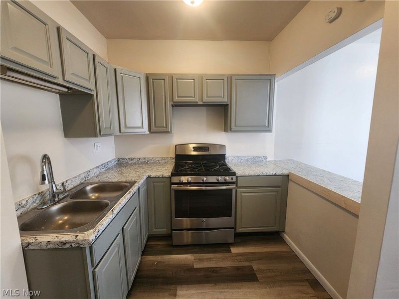 2063 W 104th Street, Cleveland, OH 44102 Photo 5