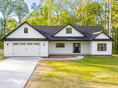 22 E Golden Island , Nancy, KY 42544